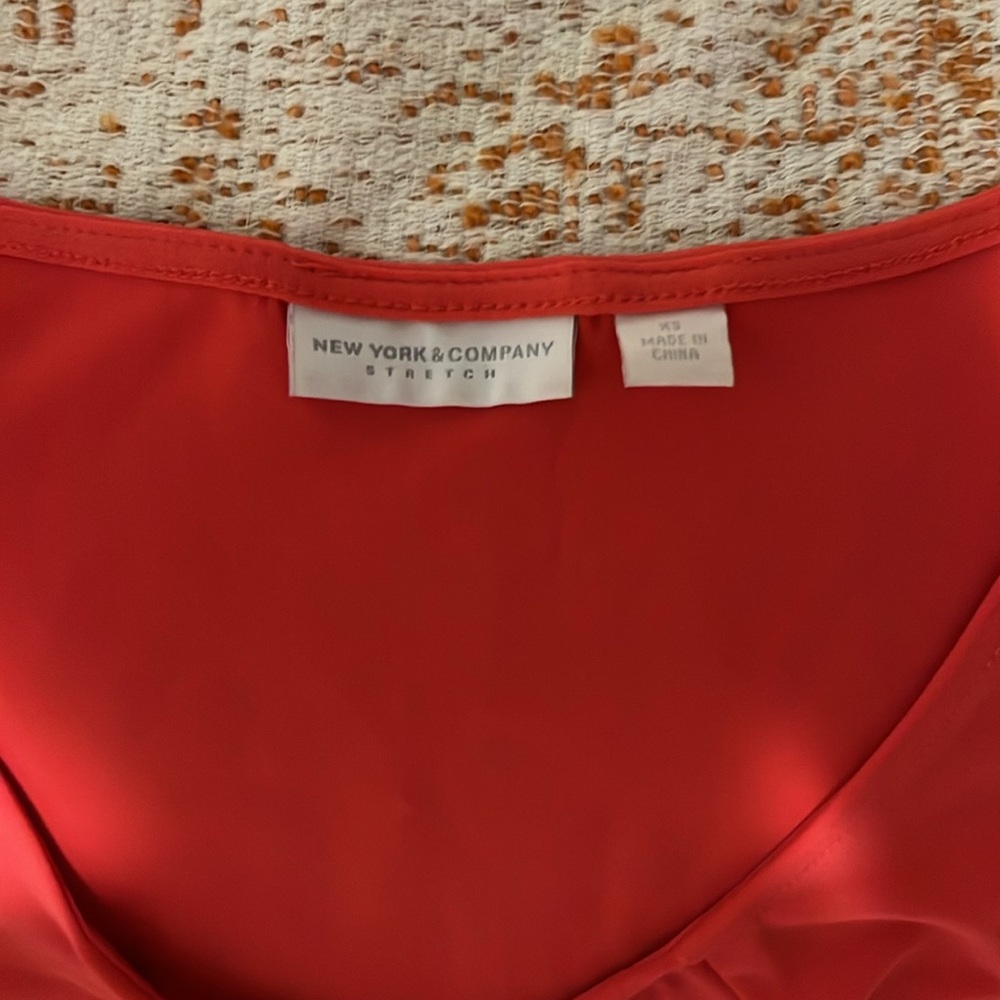 New York & Company Orange Tank Top - Picture 2 of 3